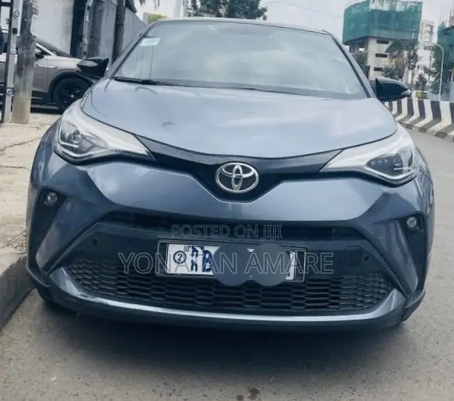 Toyota C-HR Limited 2021 Blue