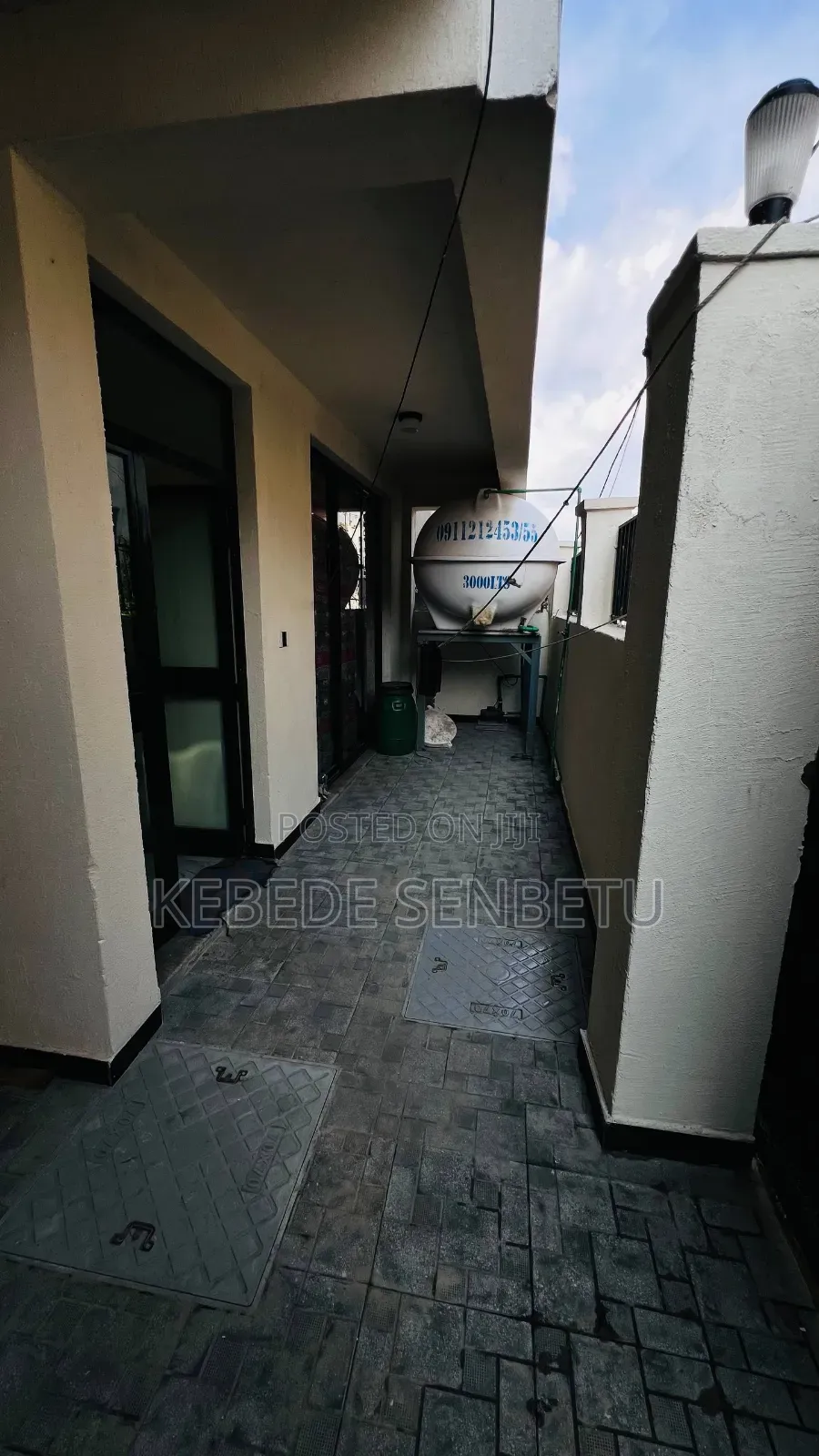 3bdrm House in Aa, Nifas Silk-Lafto for rent