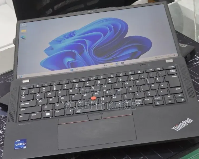 New Laptop Lenovo ThinkPad X1 Carbon 16GB Intel Core i5 SSD 512GB