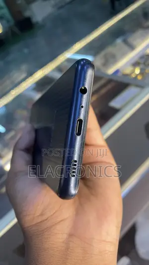 New Samsung Galaxy F12 128 GB Blue