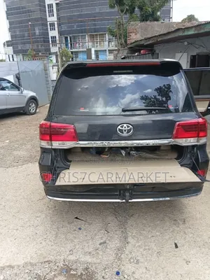 Toyota Land Cruiser 2010 Black