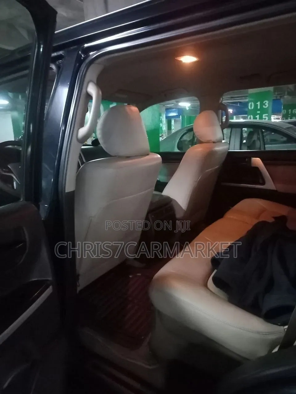 Toyota Land Cruiser 2010 Black