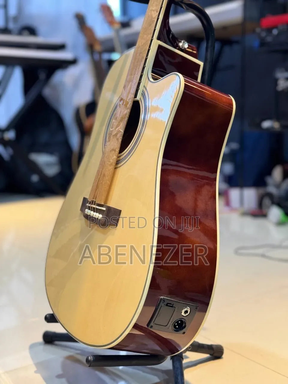 Yamaha F6000 Eq Acostic Guitar