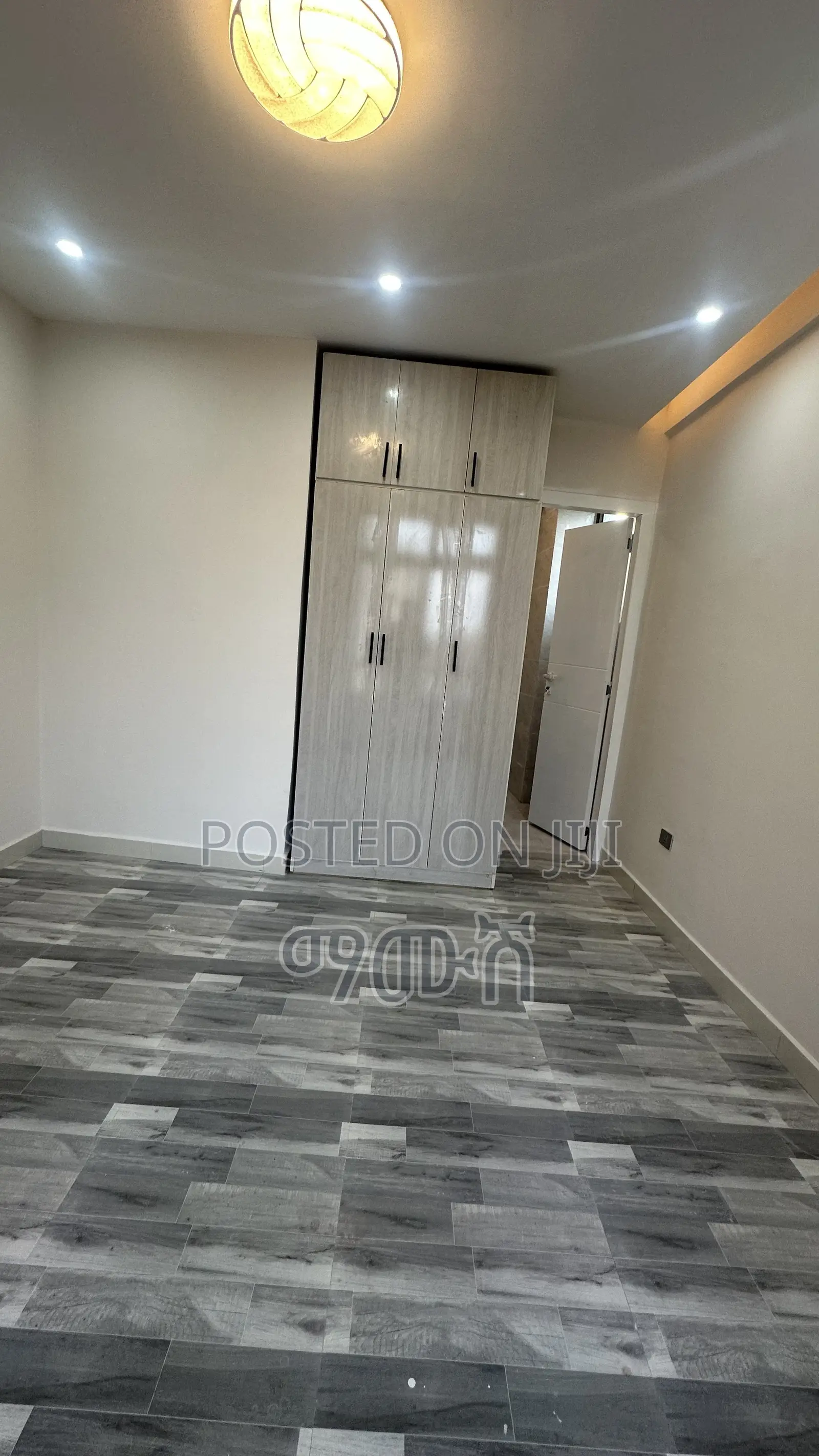 Furnished 3bdrm Condo in ቦሌ በሻሌ, Bole for sale