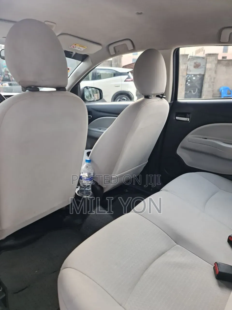 Mitsubishi Attrage 2021 Silver