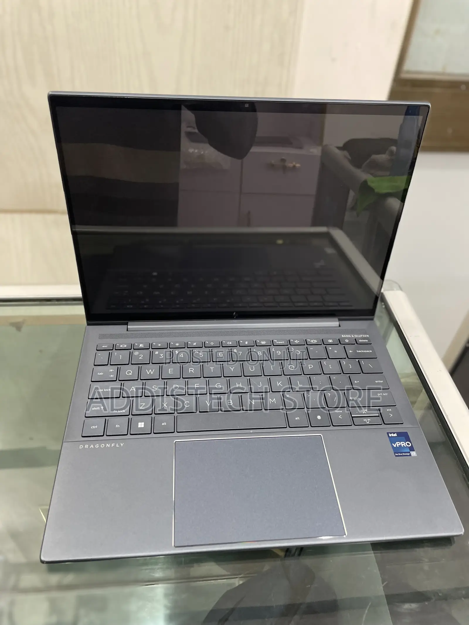 New Laptop HP Dragonfly Folio 16GB Intel Core i7 SSD 512GB