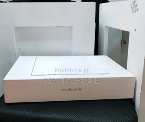 New Laptop Apple MacBook Air 2025 M4 16GB Apple M4 SSD 512GB