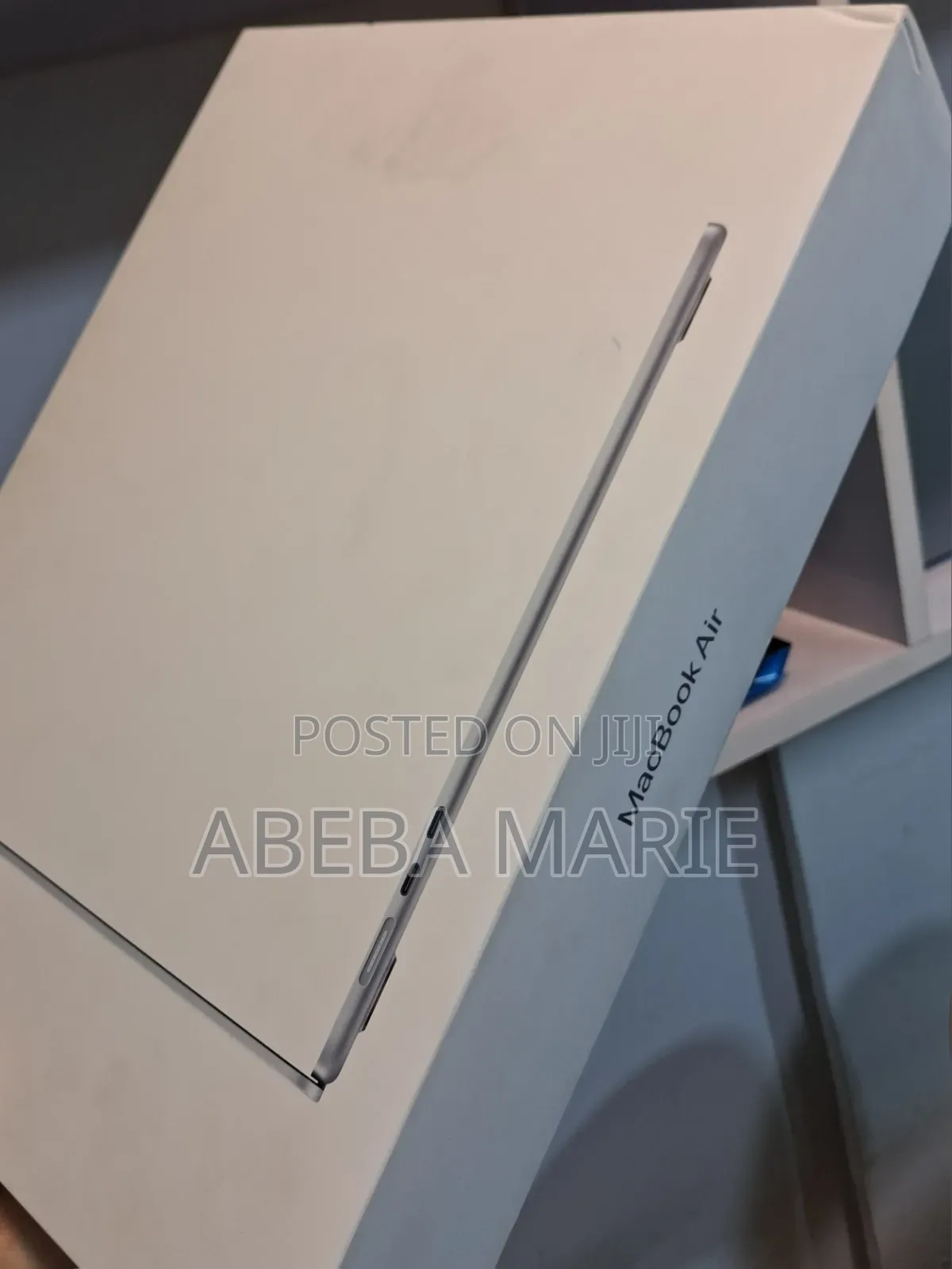 New Laptop Apple MacBook Air 2025 M4 16GB Apple M4 SSD 512GB