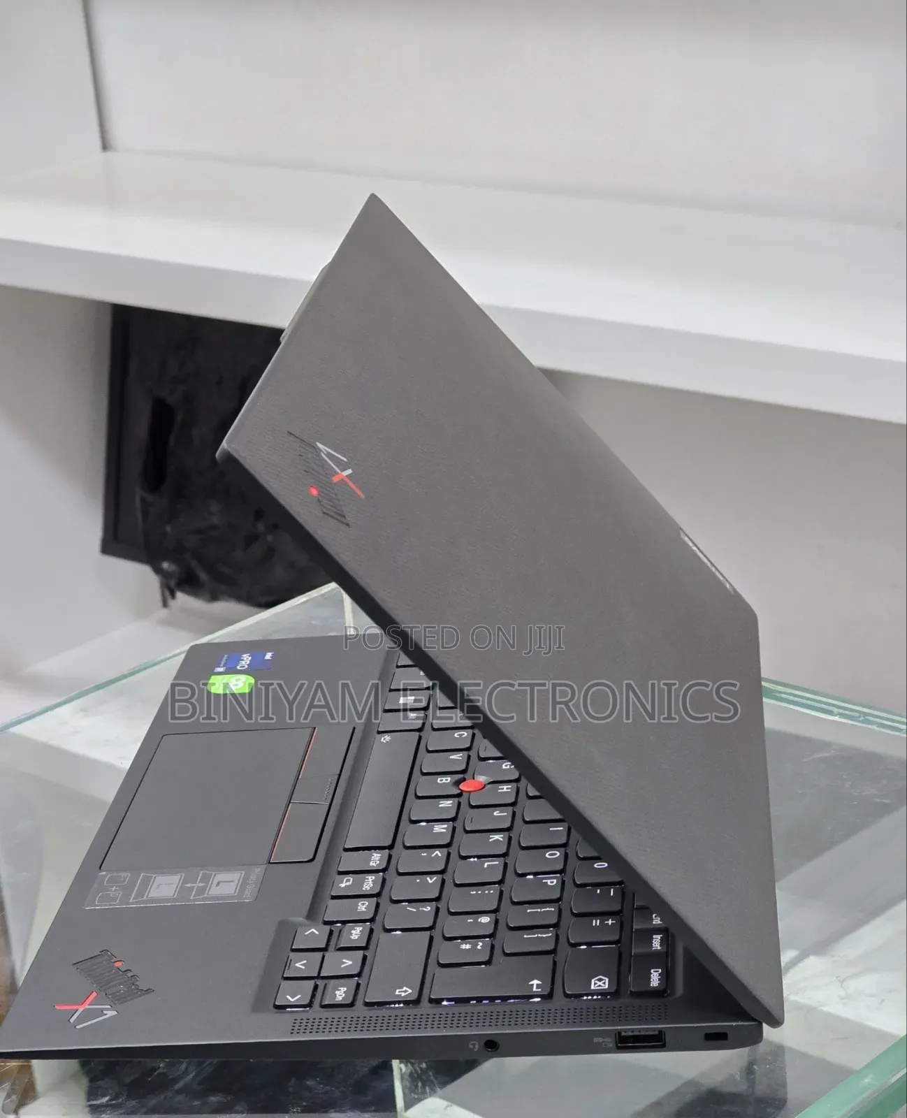 New Laptop Lenovo ThinkPad X1 Carbon 16GB Intel Core i7 SSD 512GB