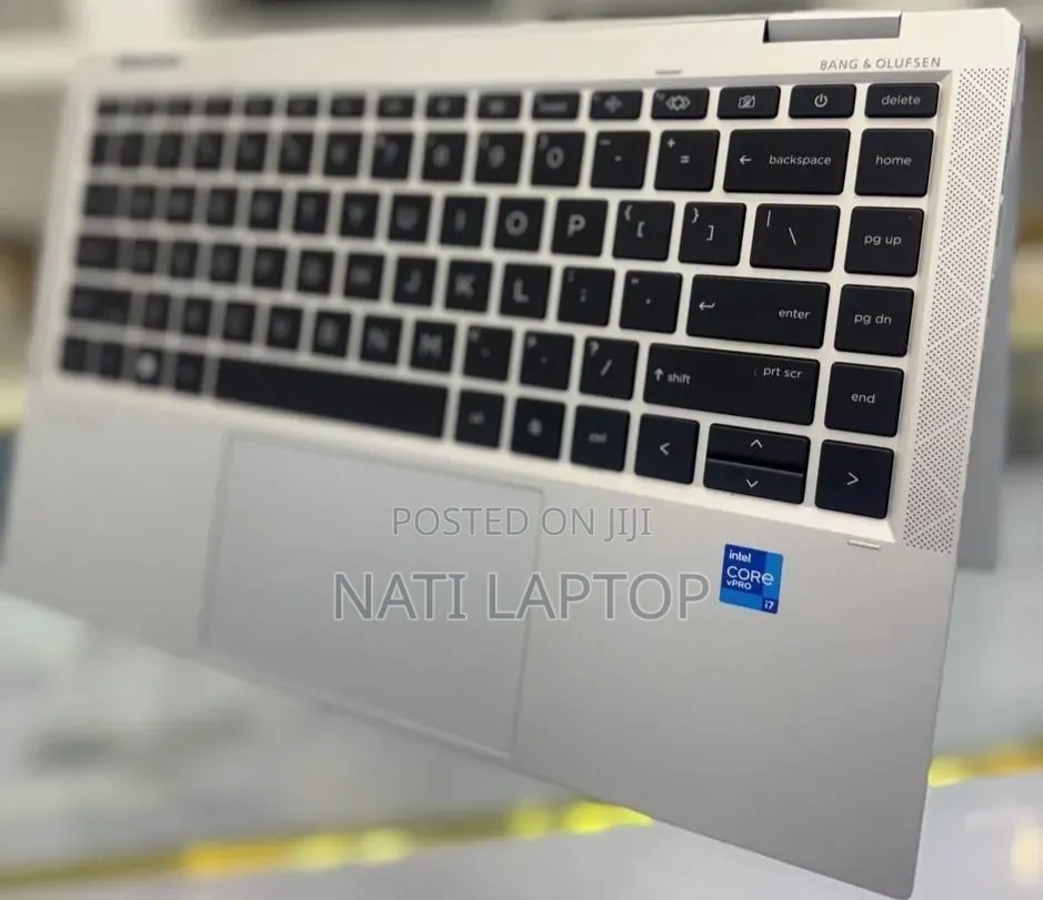 New Laptop HP EliteBook 1040 G8 16GB Intel Core i7 SSD 512GB