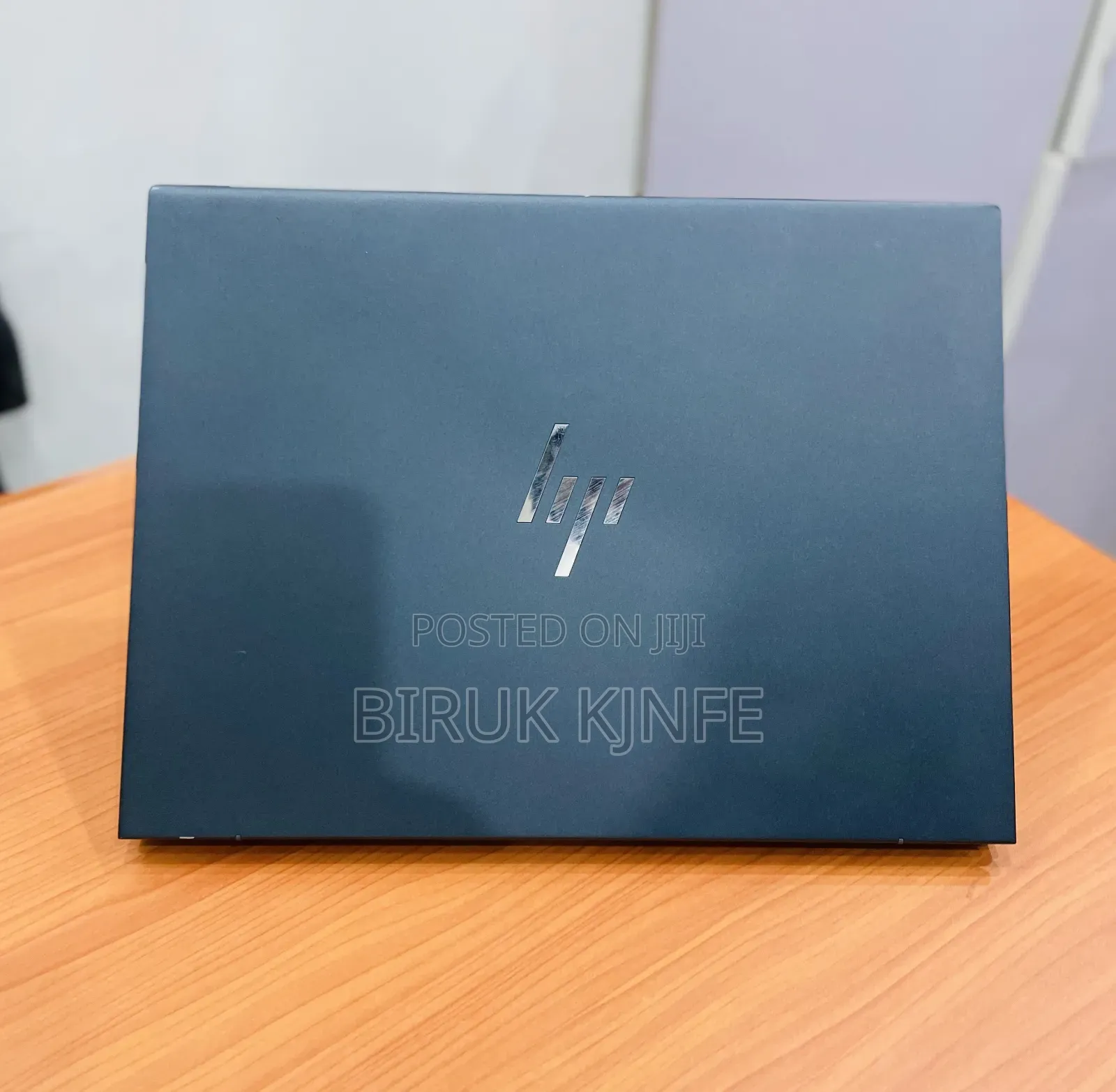 New Laptop HP Dragonfly G3 16GB Intel Core i7 SSD 512GB