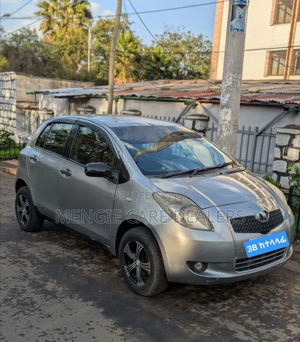 Toyota Yaris 2007 Silver