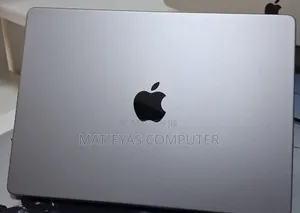 New Laptop Apple MacBook Pro 2021 M1 16GB Apple M1 Pro SSD 512GB
