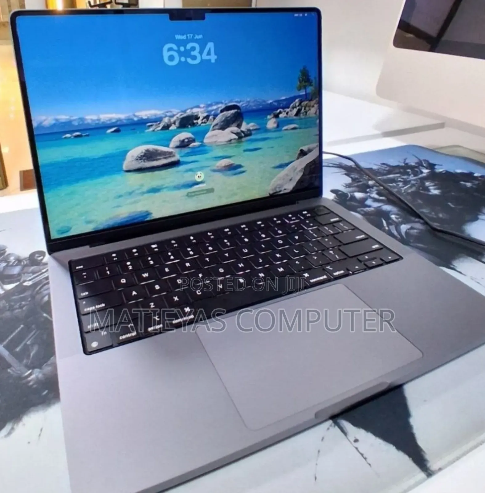 New Laptop Apple MacBook Pro 2021 M1 16GB Apple M1 Pro SSD 512GB