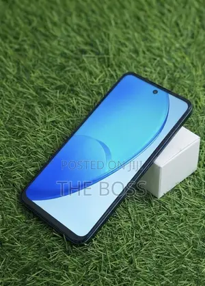 New Infinix Smart 8 64 GB Black