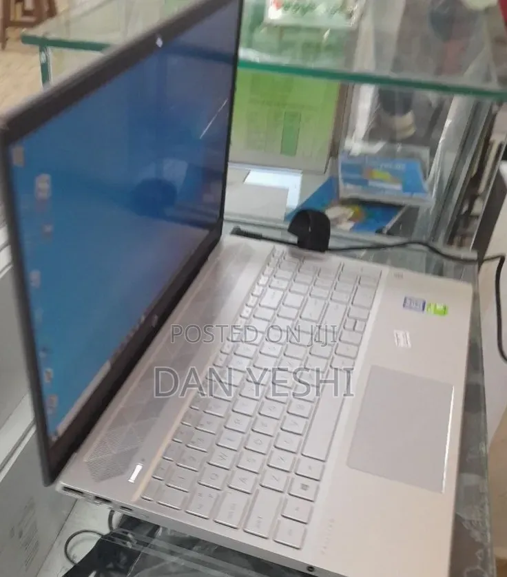 New Laptop HP Pavilion 15 16GB Intel Core i7 SSD 512GB