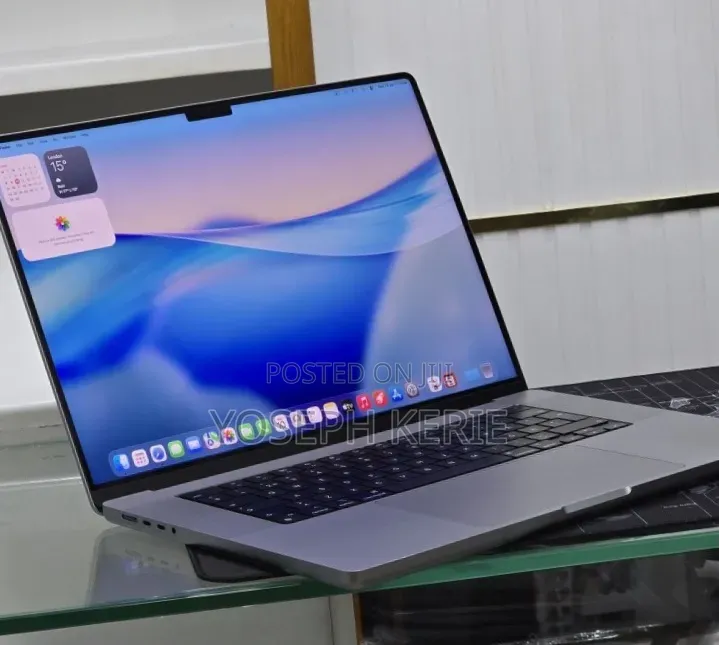 New Laptop Apple MacBook Pro 2021 M1 64GB Apple M1 Max SSD 1T
