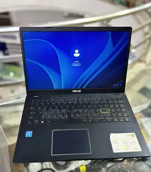 Laptop Asus VivoBook 15 X505BA 4GB Intel Core i7 SSD 128GB