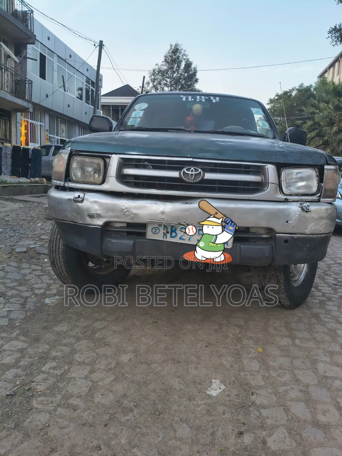 Toyota Hilux 2000 Green