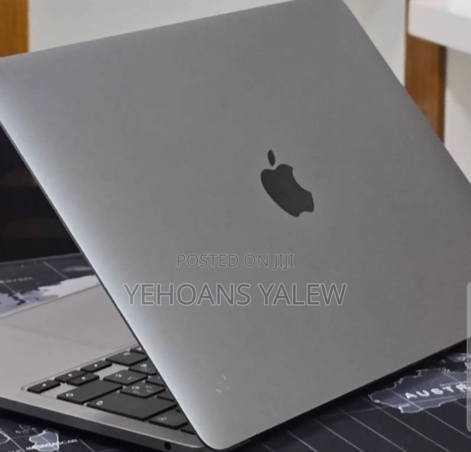 New Laptop Apple MacBook Pro 2020 8GB Intel Core i5 SSD 512GB