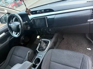 Toyota Hilux Revo Single Cab Deisel 2.8 AWD 2017 Gray