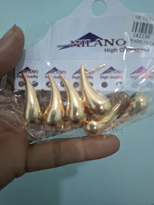 Woman's Earrings