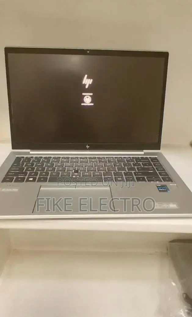 New Laptop HP EliteBook 840 G8 16GB Intel Core i5 SSD 512GB