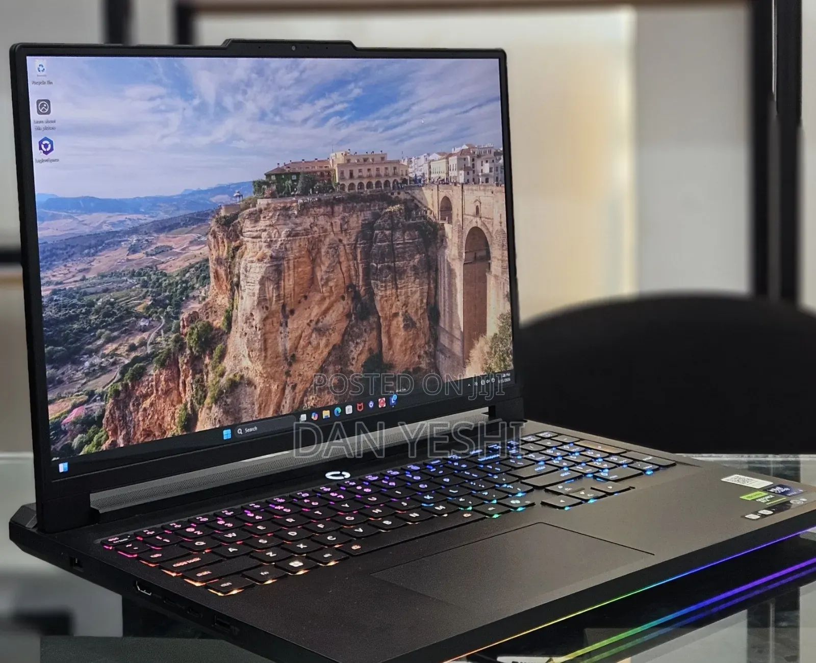 New Laptop Lenovo Legion Pro 7 32GB Intel Core Ultra 9 SSD 1T