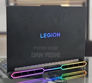 New Laptop Lenovo Legion Pro 7 32GB Intel Core Ultra 9 SSD 1T
