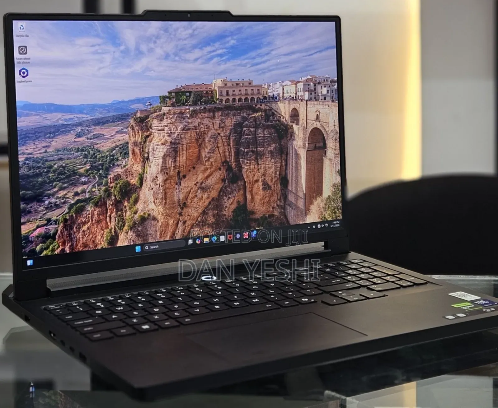 New Laptop Lenovo Legion Pro 7 32GB Intel Core Ultra 9 SSD 1T