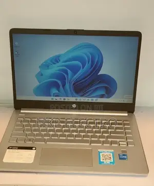 New Laptop HP Stream Notebook 4GB Intel Core 3 SSD 256GB