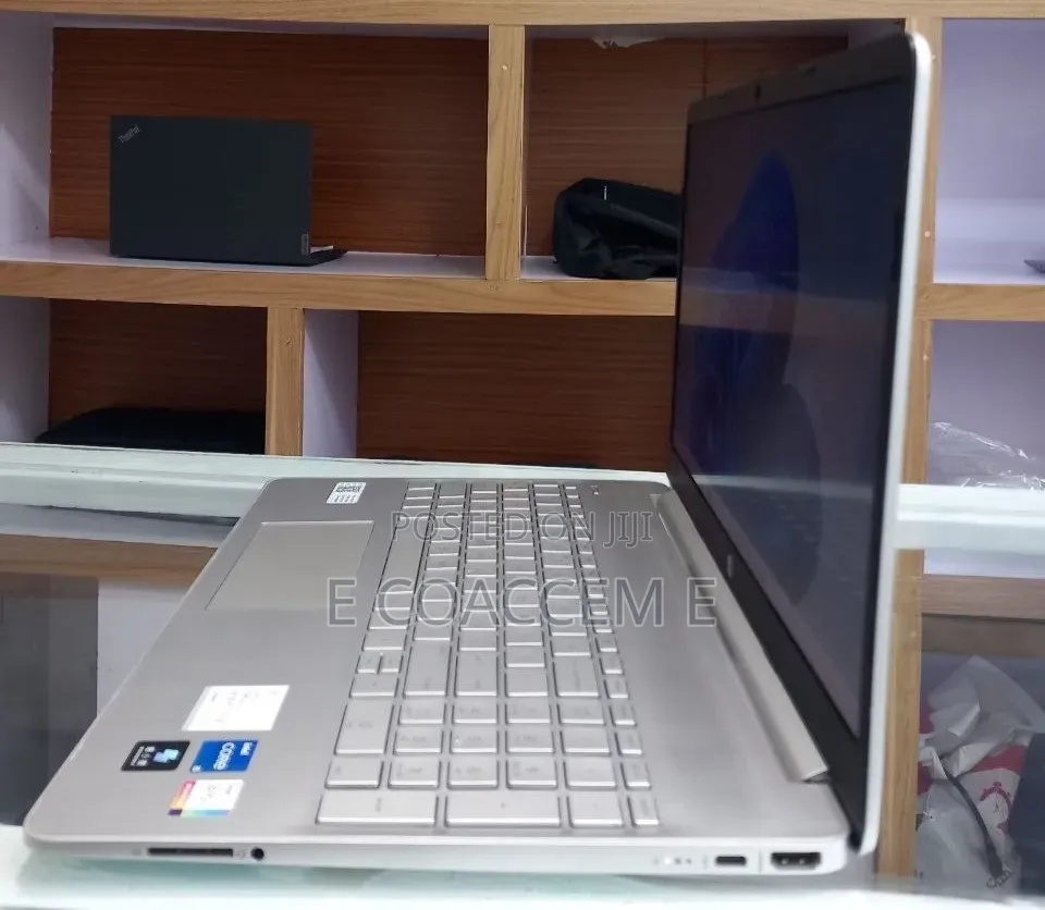 New Laptop HP Stream Notebook 8GB Intel Core i5 SSD 512GB