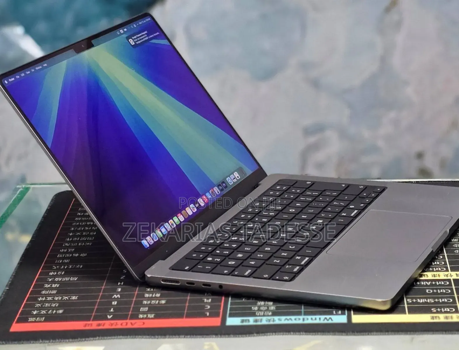 New Laptop Apple MacBook Pro 2020 M1 32GB Apple M1 Pro SSD 512GB