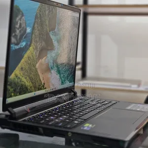 New Laptop MSI 32GB Intel Core i9 SSD 1T