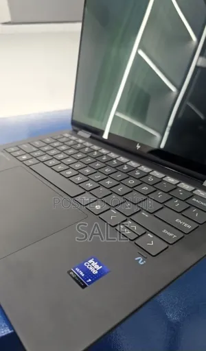 New Laptop HP OmniBook 5 14" 16GB Intel Core Ultra 7 SSD 1T