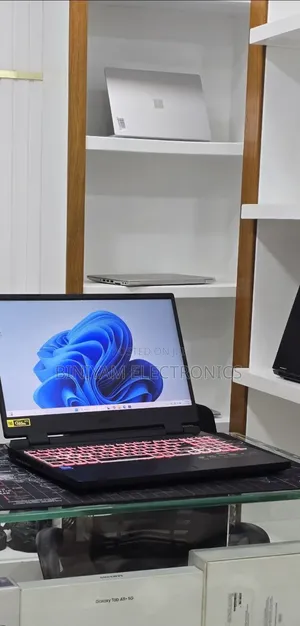 New Laptop Acer Nitro 5 16GB Intel Core i7 SSD 512GB