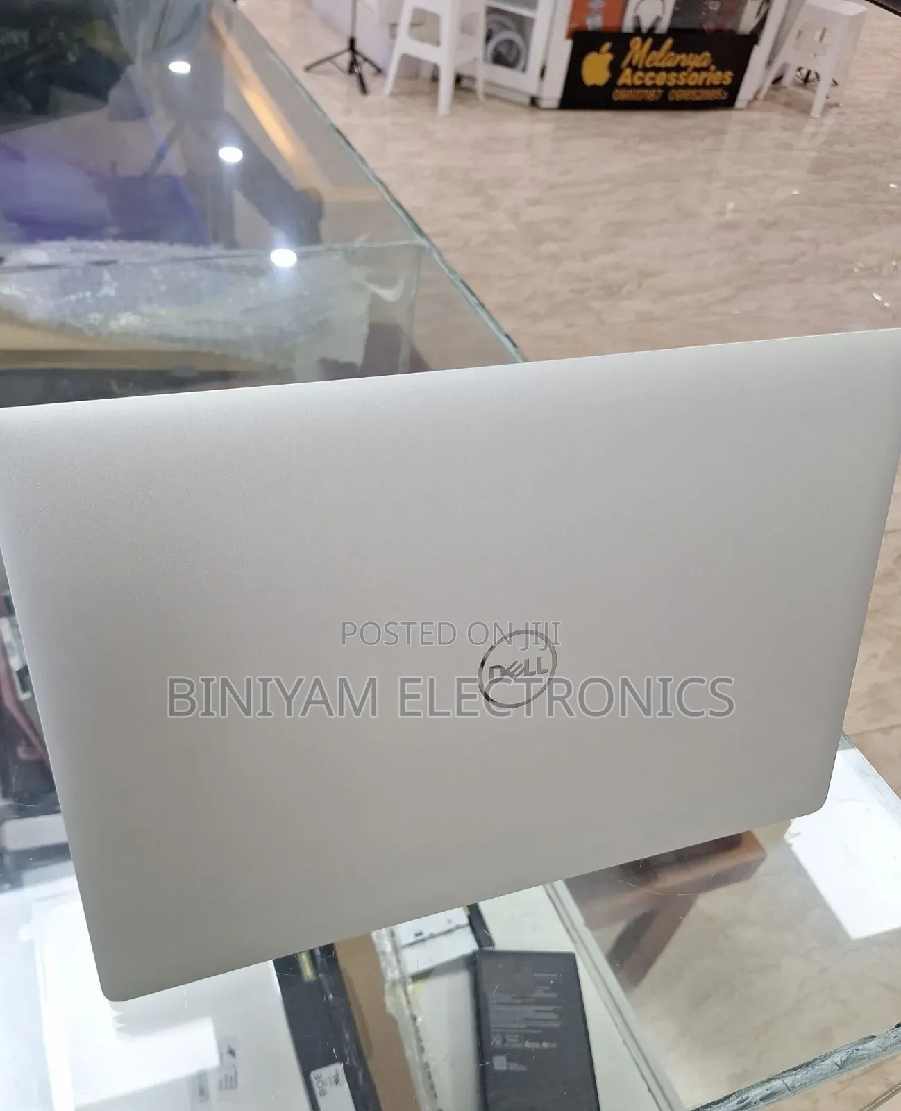 New Laptop Dell XPS 15 16GB Intel Core i7 SSD 512GB