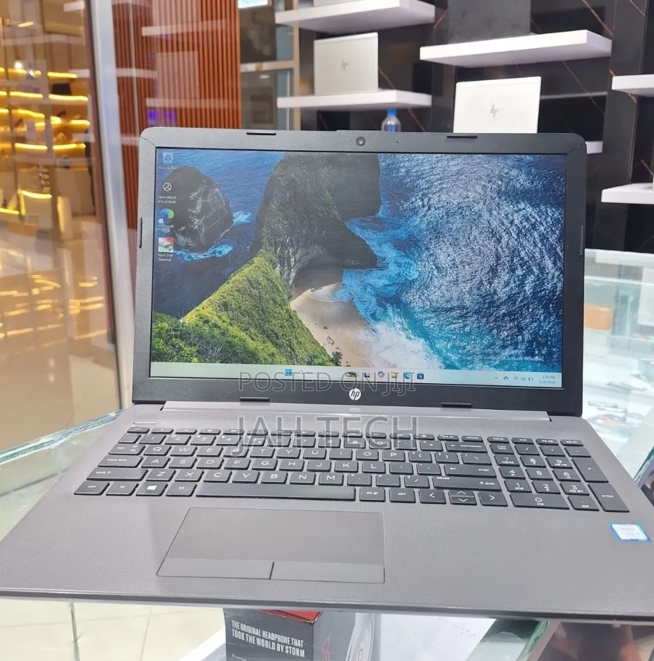New Laptop HP Stream Notebook 4GB Intel Core i5 HDD 1T