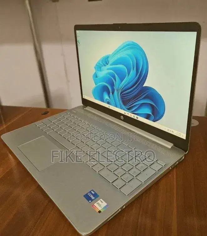 New Laptop HP Stream Notebook 8GB Intel Core i5 SSD 256GB