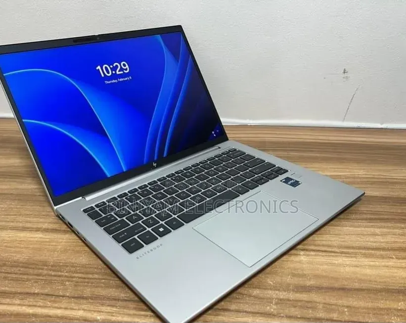 New Laptop HP EliteBook 840 G10 16GB Intel Core i7 SSD 512GB