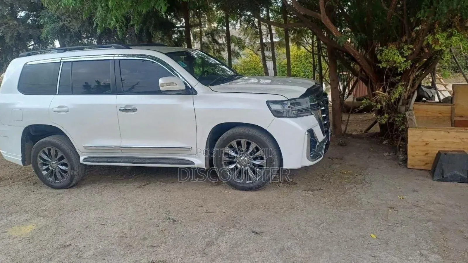 Toyota Land Cruiser 2014 White