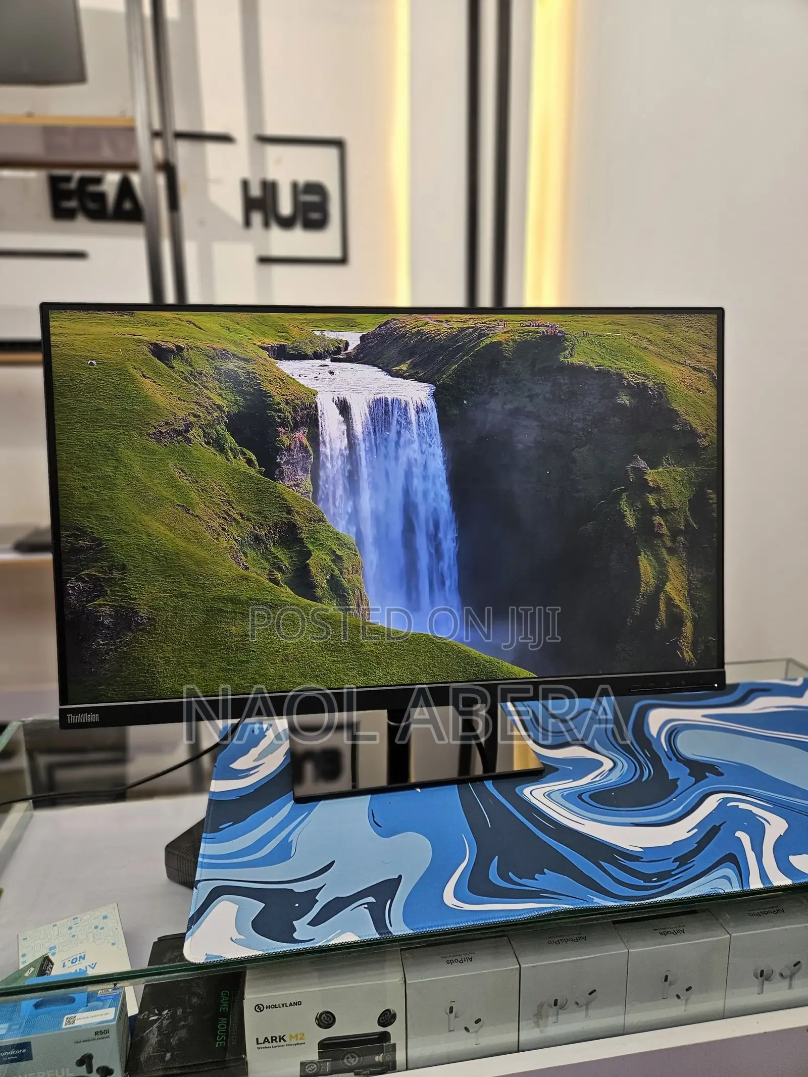 Lenovo Thinkvision 32” Monitor