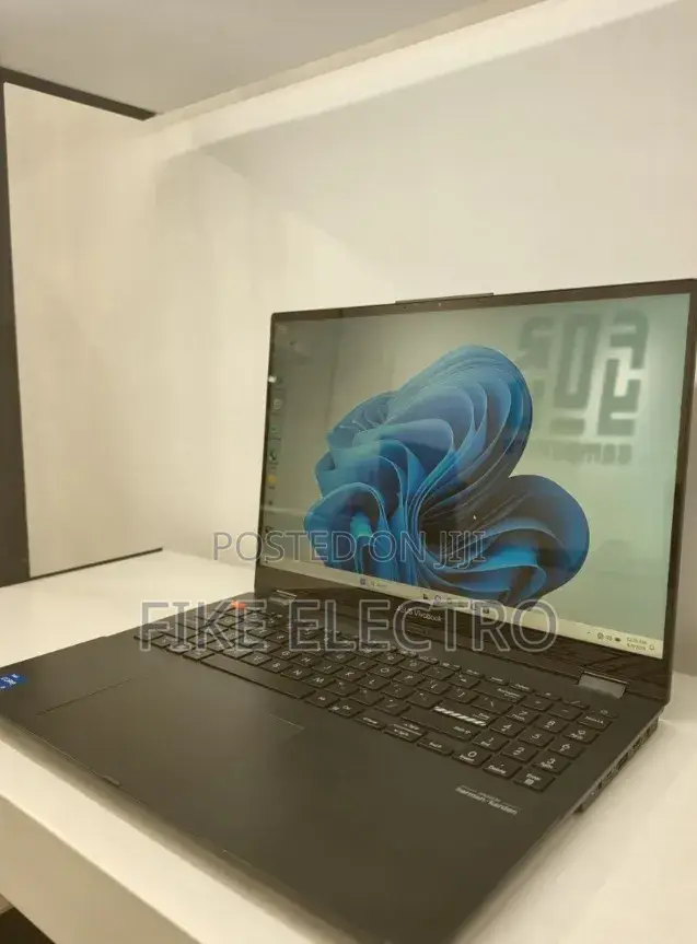 New Laptop Asus VivoBook Flip 15 TP510UA 16GB Intel Core i5 SSD 512GB