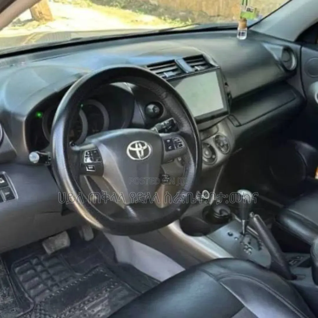 Toyota RAV4 2010 Teal