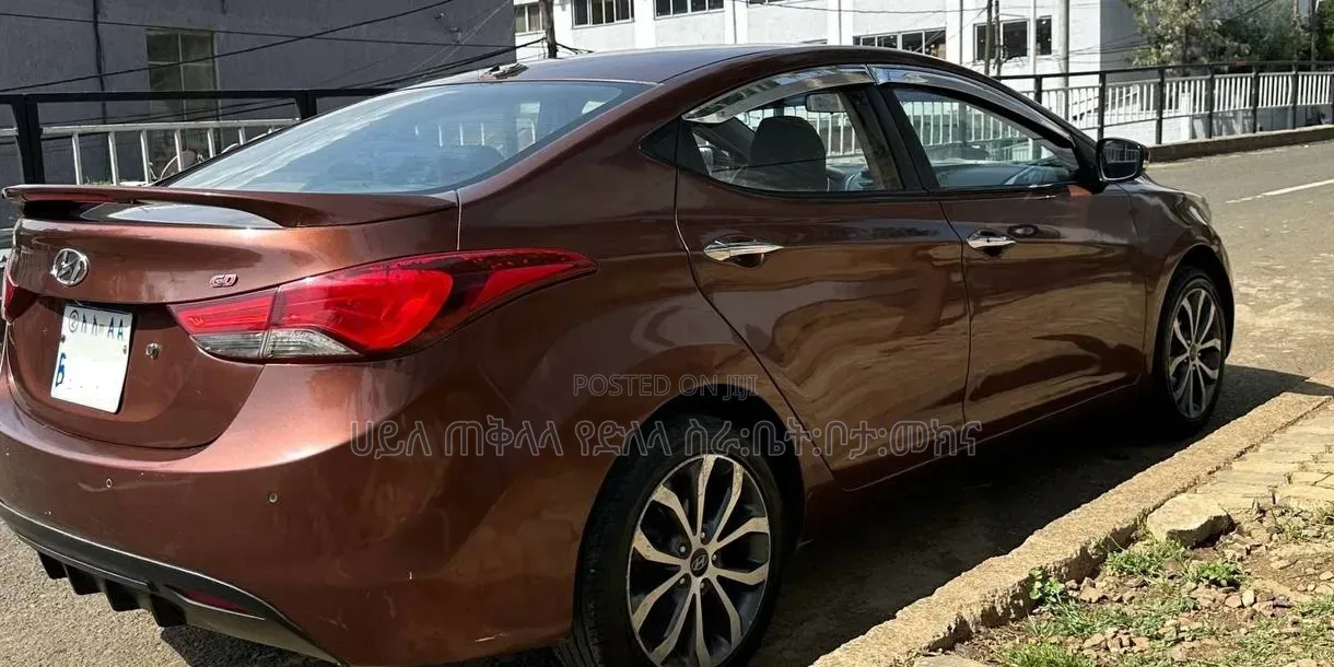 Hyundai Avante 2013 Brown