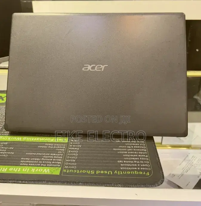 Laptop Acer Aspire 3 8GB Intel Core i7 HDD+SSD 1T
