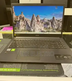 Laptop Acer Aspire 3 8GB Intel Core i7 HDD+SSD 1T