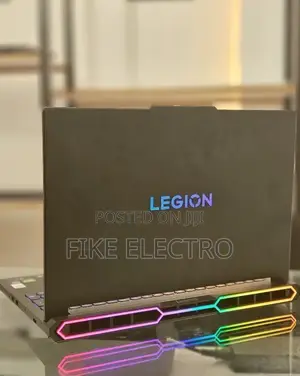 New Laptop Lenovo Legion 7 32GB Intel Core Ultra 9 SSD 1T