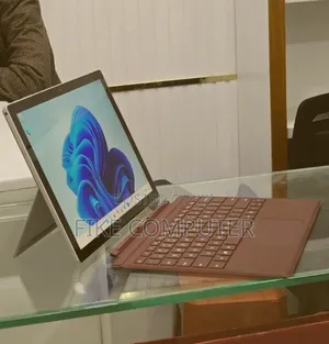 New Laptop Microsoft Surface Pro 7 8GB Intel Core i5 SSD 128GB