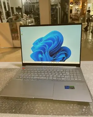New Laptop Asus VivoBook 15 X505BA 16GB Intel Core i5 SSD 512GB
